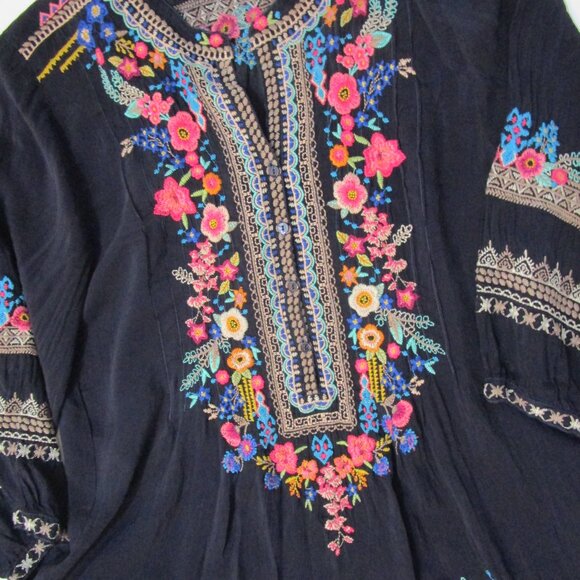 Wounded Navy Floral Embroidery Top Blouse Rayon Crinkle Bohemian - Picture 5 of 9